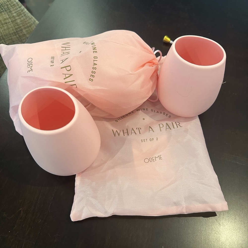 Odeme- What A Pair  silicone wine glasses